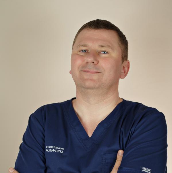 Стрекаловский Евгений — стоматолог-хирург, имплантолог и ортопед фотография стоматолога-хирурга — Стрекаловского Евгения